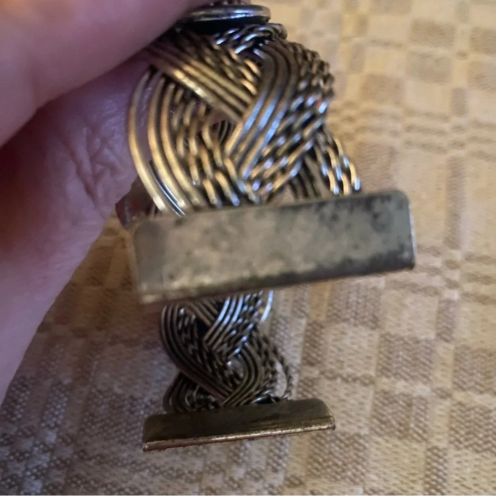 Southwestern style Faux Turquoise and silver tone cuff Bracelet NICE !!